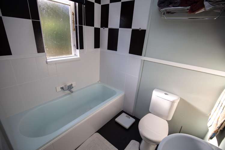 7 Semple Street Huntly_13