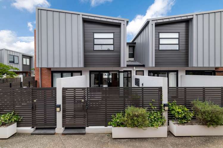 27/4 Stables Lane Silverdale_26