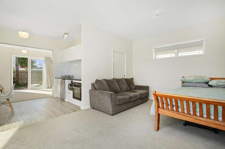 5 Meadows Avenue Waiwhetu_18