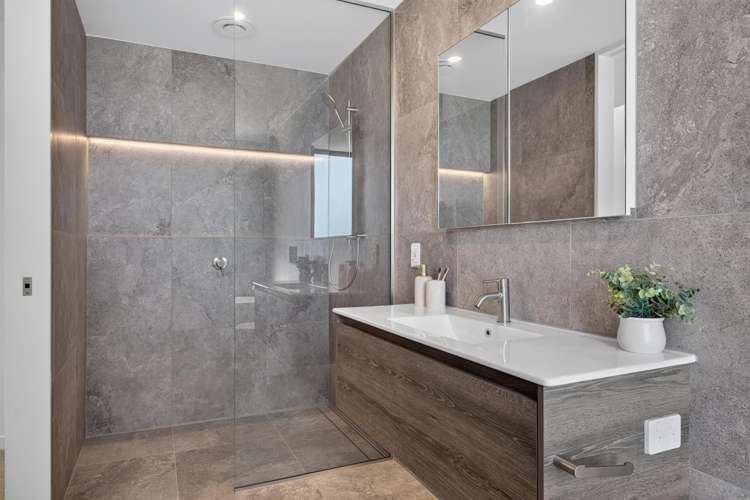 19 Inverness Lane Redcliffs_27