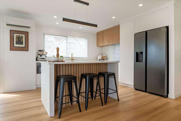 5 and 6/11 Landing Road Whakatane_8