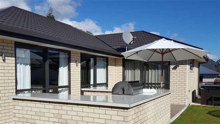 195 Waikawa Road Waikawa_16