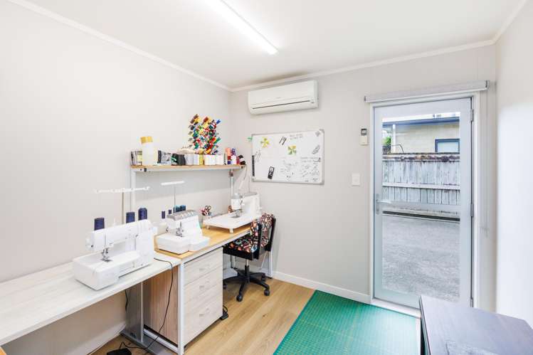 2 Chestnut Close Kelvin Grove_28