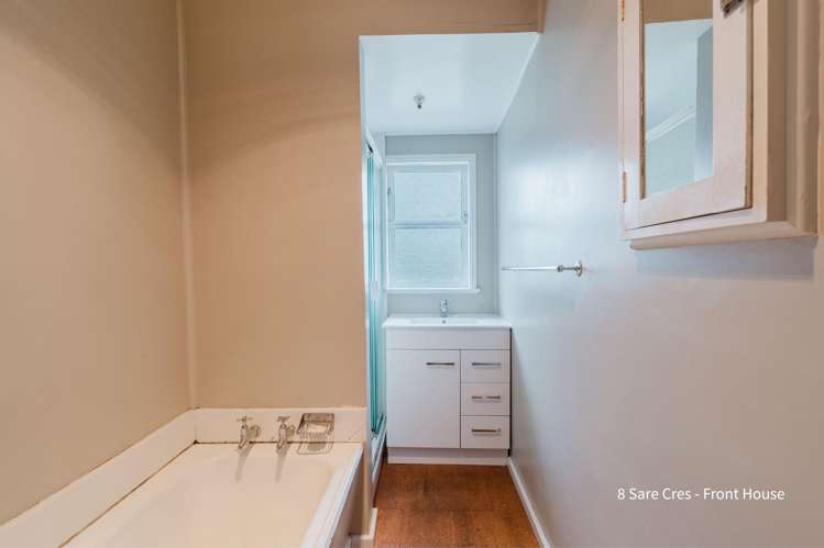 8 and 8a Sare Crescent Fairfield_8