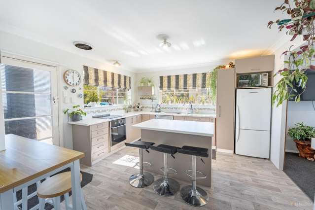 1 Regent Street Waimate_2