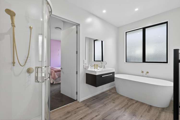 8 Picadilly Avenue Casebrook_15