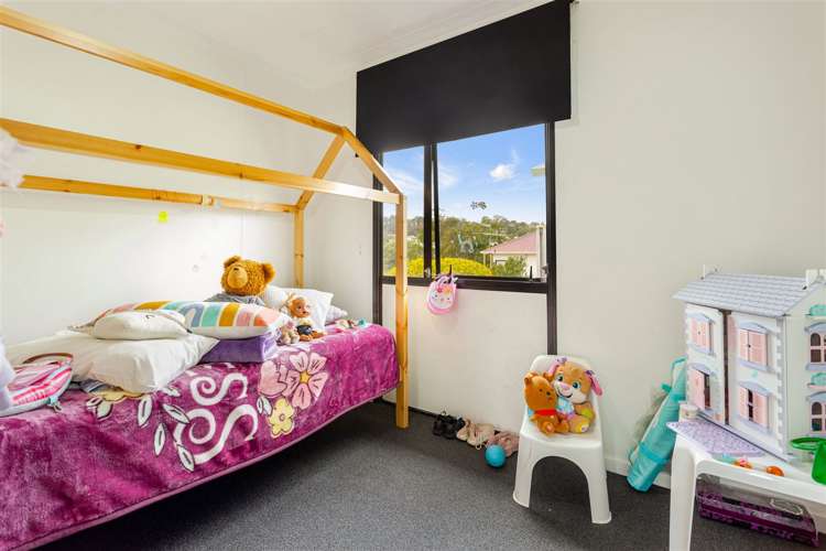 3 Maywood Crescent Glen Eden_14