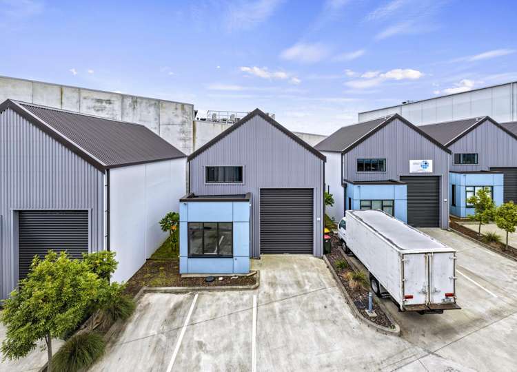 4/8 Laurenson Road Hobsonville_1