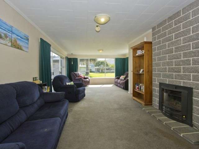 54 Reynolds Street Taita_1