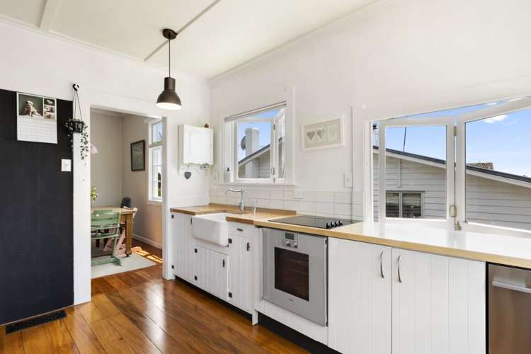 13 Aramoana Avenue Devonport_11