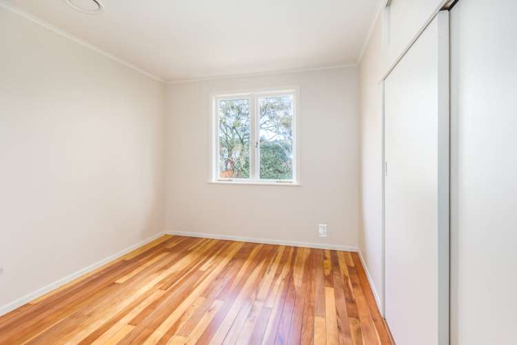 2 Trojan Crescent New Lynn_14