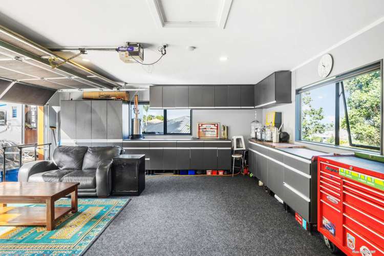 2 Kauri Lane Red Hill_17