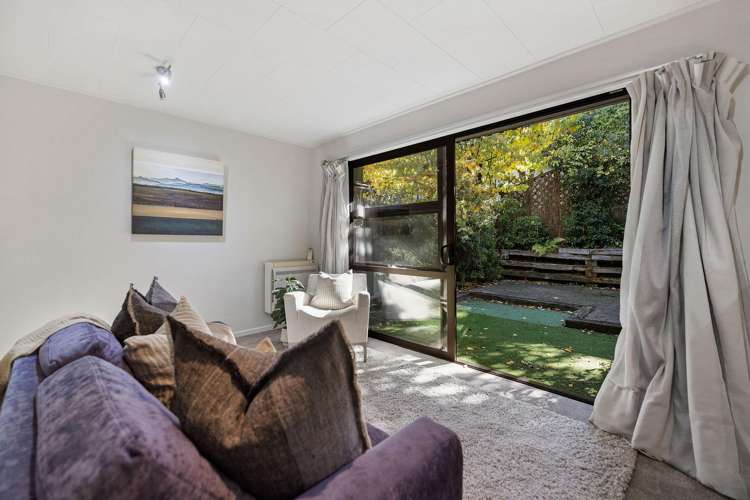 5/42 Hallenstein Street Queenstown_10