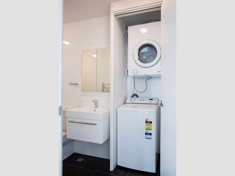 1/3 Bedford Street 1761_8