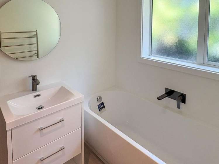 45 Charlcott Street Burnside_10