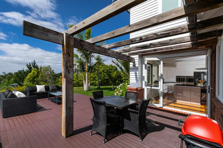 641a Ridge Road Riverhead_16