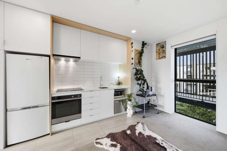 303/3 Bluegrey Avenue Stonefields_8