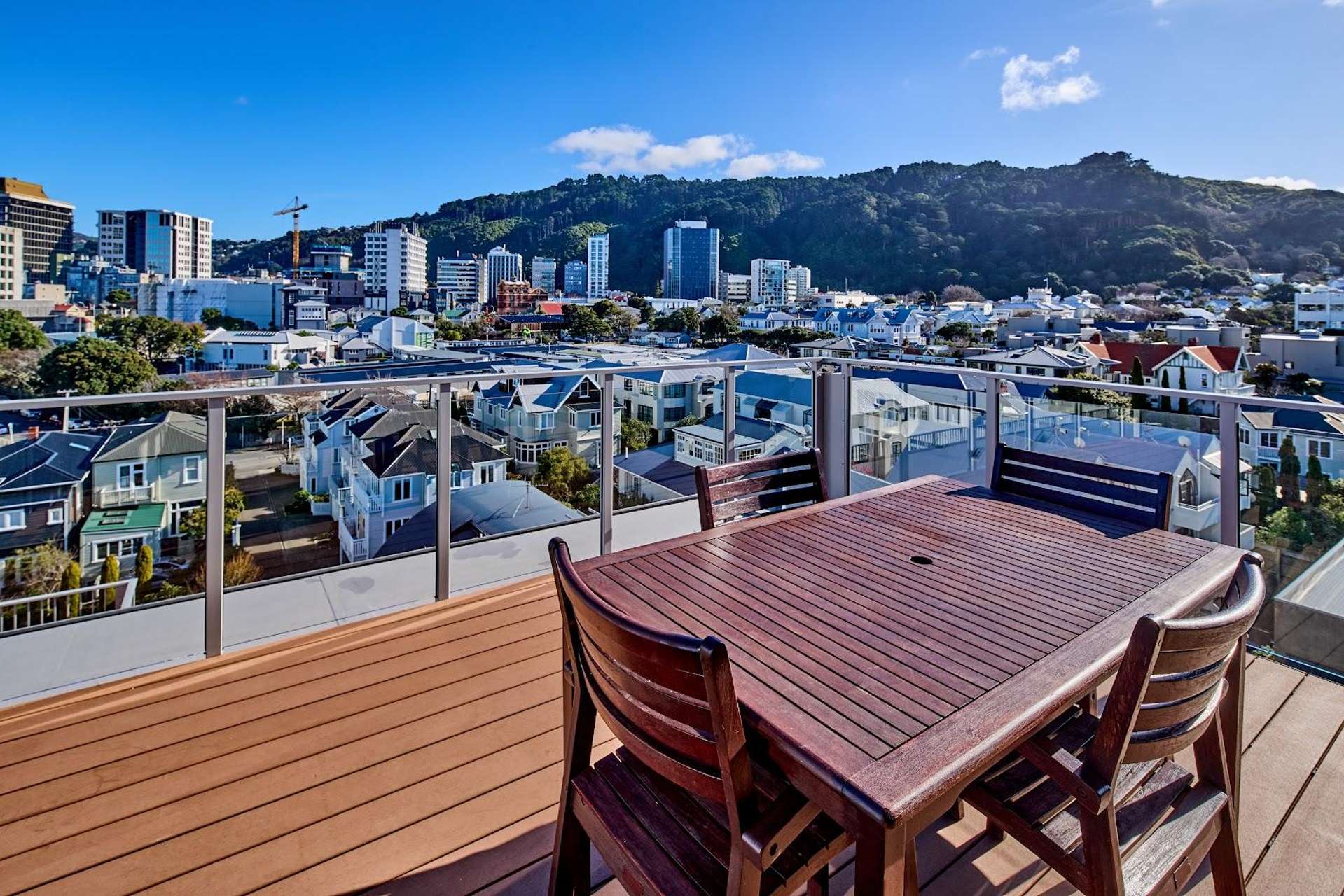 3/125 Thorndon Quay Pipitea_0