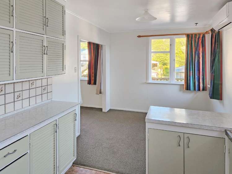 14 Thomson Grove 1350_2