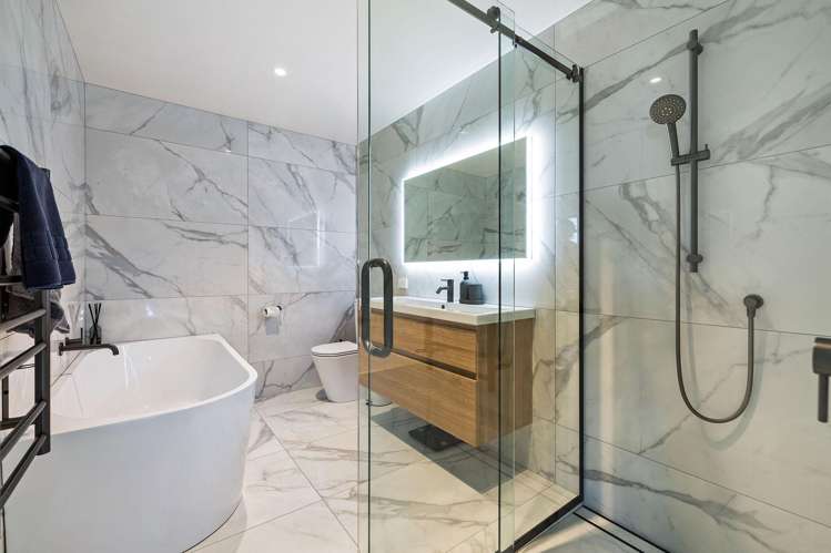 90 Spur Ridge Rise Jacks Point_10