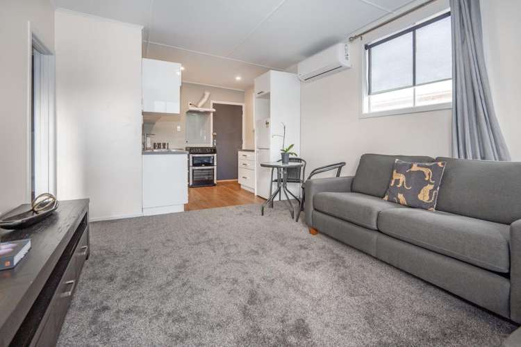 2/406 Omahu Road 10481_4