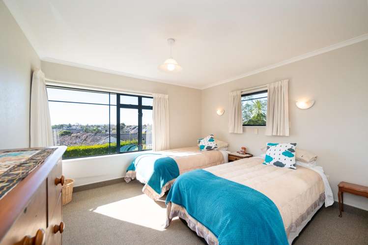 41 Hetley Crescent Taradale_14