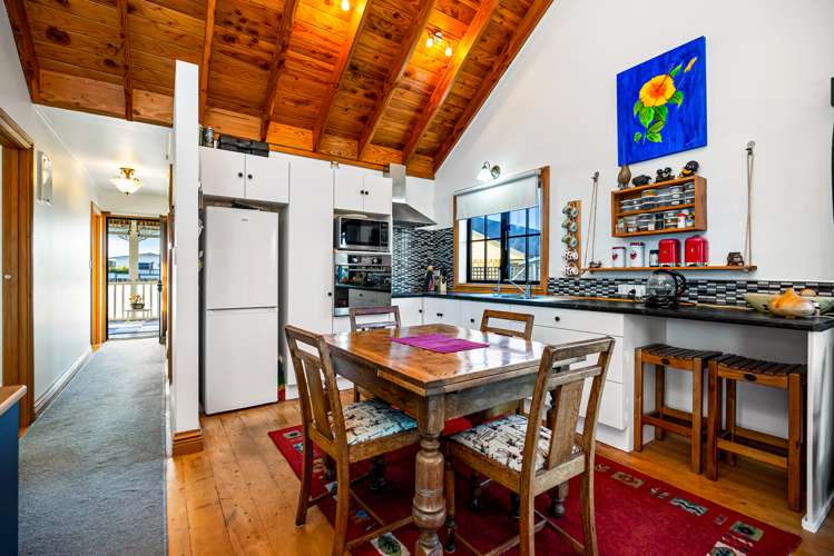 33 Shoemaker Road Waipu_11