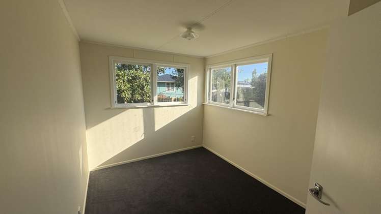 83 River Road Masterton_13