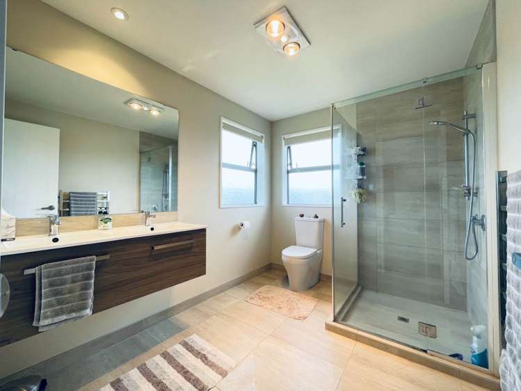 8 Freedom Lane Beachlands_12