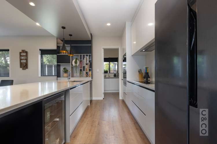 1 Duchess Way Riverhead_10