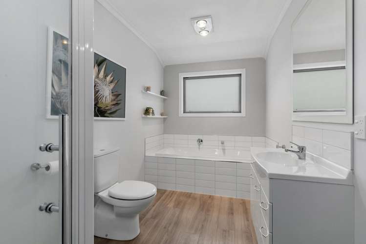 1398 High Street Taita_11