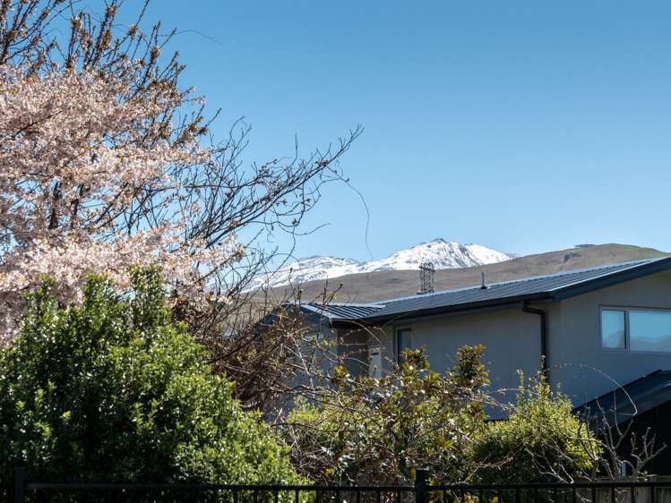 8 Widgeon Place Dalefield/Wakatipu Basin_22