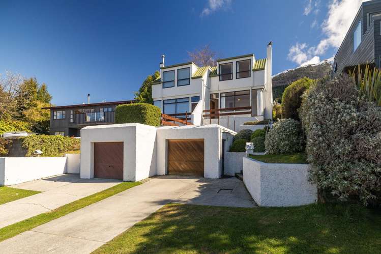 8B Wynyard Crescent_0