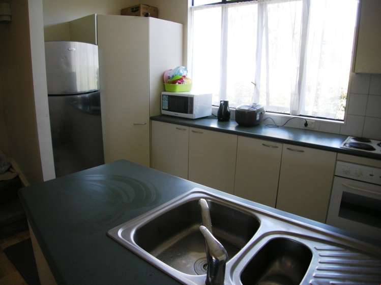 8/17 Lyon Avenue Mount Albert_3