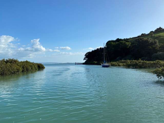 215b Awaawaroa Road Waiheke Island_2