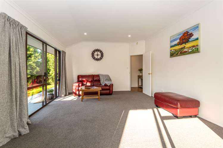 36 Villa Grove Ilam_4