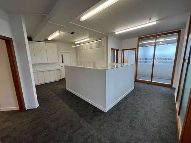 HIGHLAND PARK OFFICE SPACE