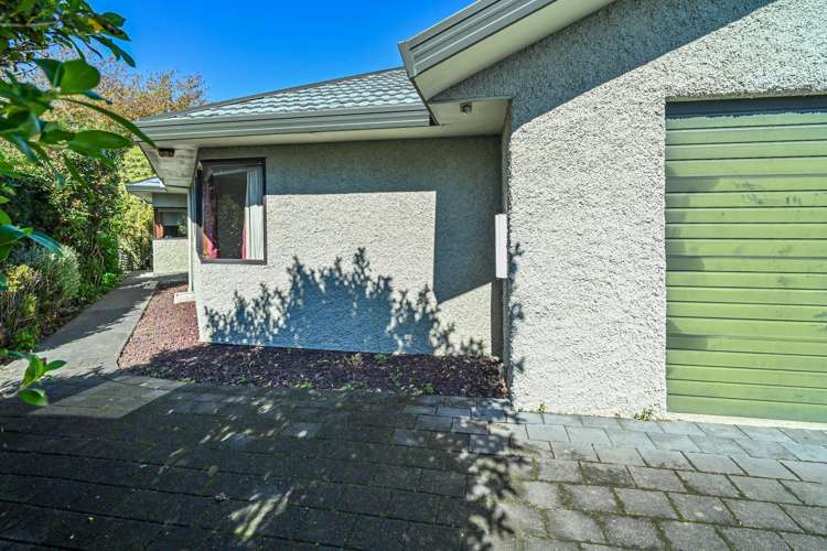 1213B Ada Street Parkvale_12