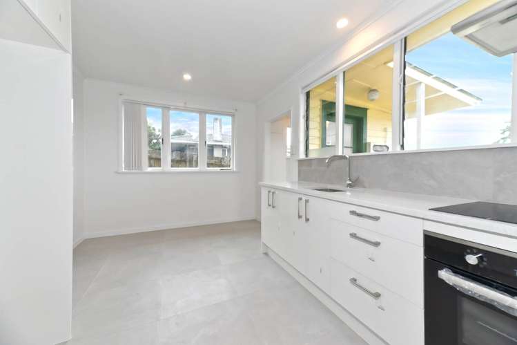 63 Margate Road Blockhouse Bay_10