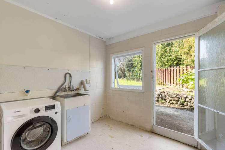 69 Priestley Drive Bucklands Beach_14