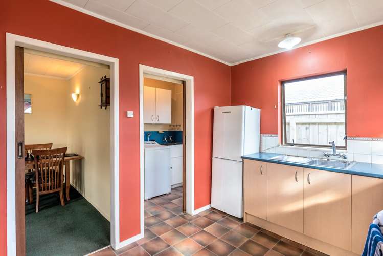 1/118 Hillcrest Road Raumati Beach_13