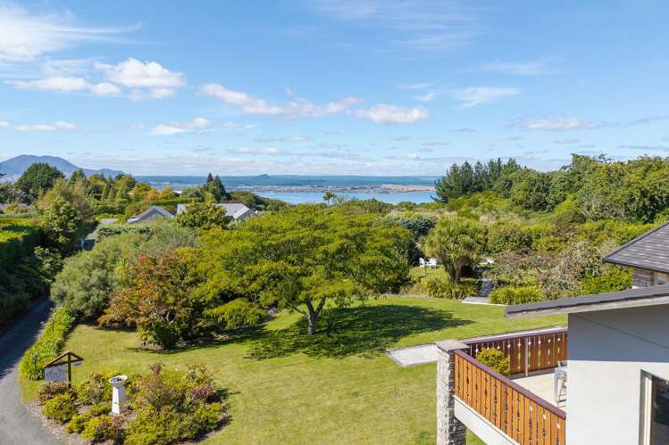 534 Gillespie Place Acacia Bay_12