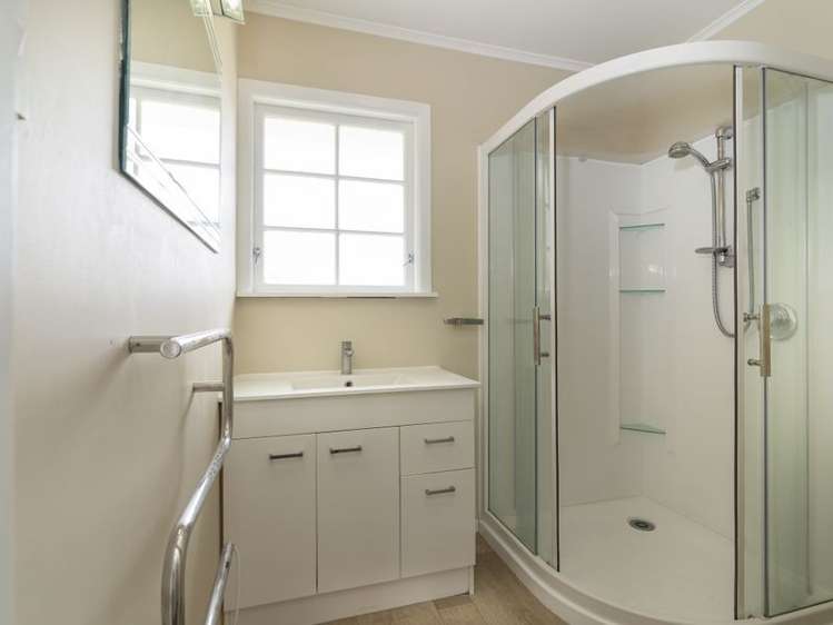 5 Whitworth Road Utuhina_9