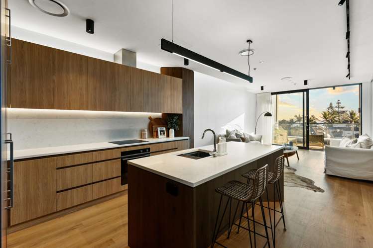 12/423 Beach Road Mairangi Bay_4