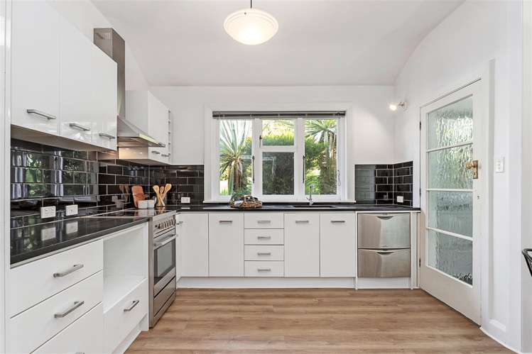 2a Merlewood Avenue Cashmere_6