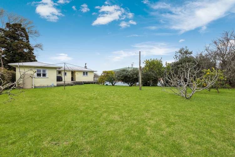 58 Beaubank Road Kelston_16