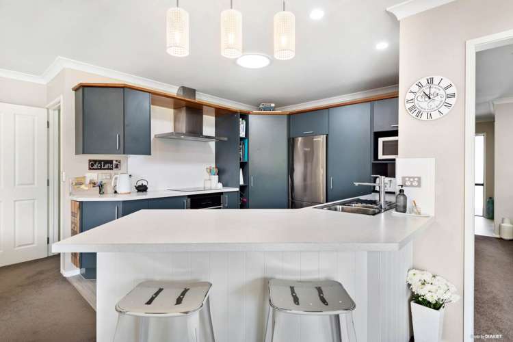 26 Les Fisher Place Pukekohe_6