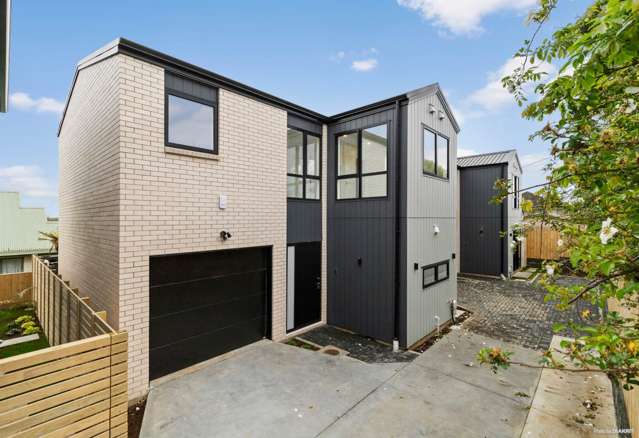 3/9 Helvetia Road Pukekohe_3