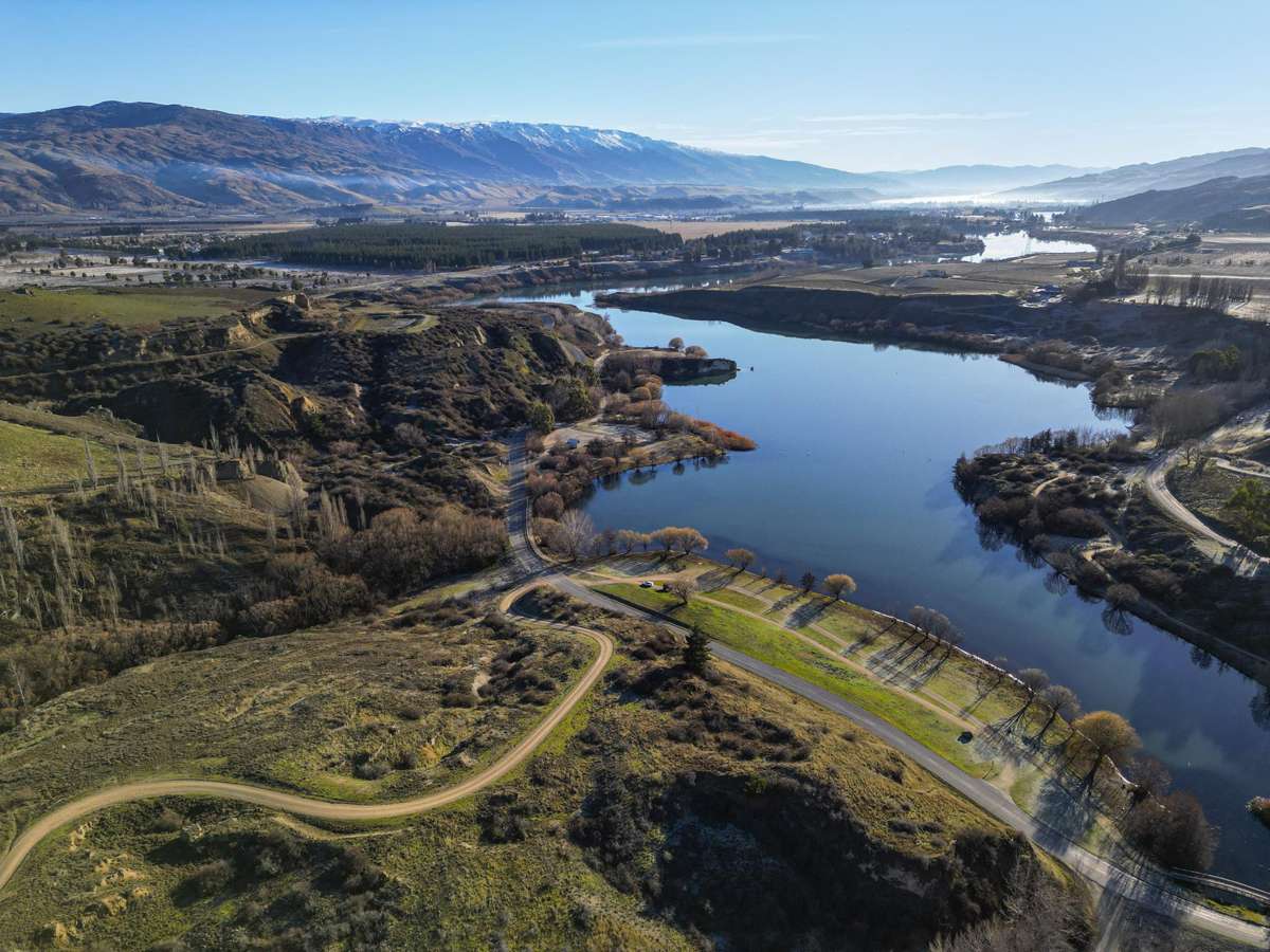Lot Lots 1 and 2,/100 Cairnmuir Road, Bannockburn_4