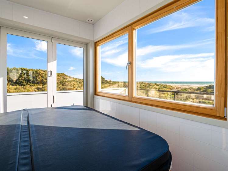 5 Somerset Grove Waitarere Beach_24